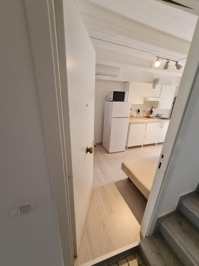 Апартаменти Al Castello - Aeroporto Delle Marche - Ancona Фальконара-Мариттіма Екстер'єр фото